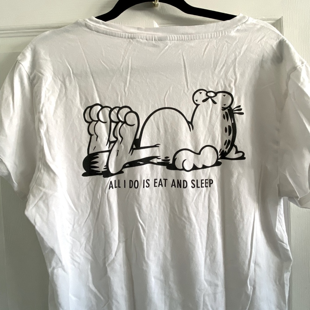 H&M Graphic Tee - Mens Medium
